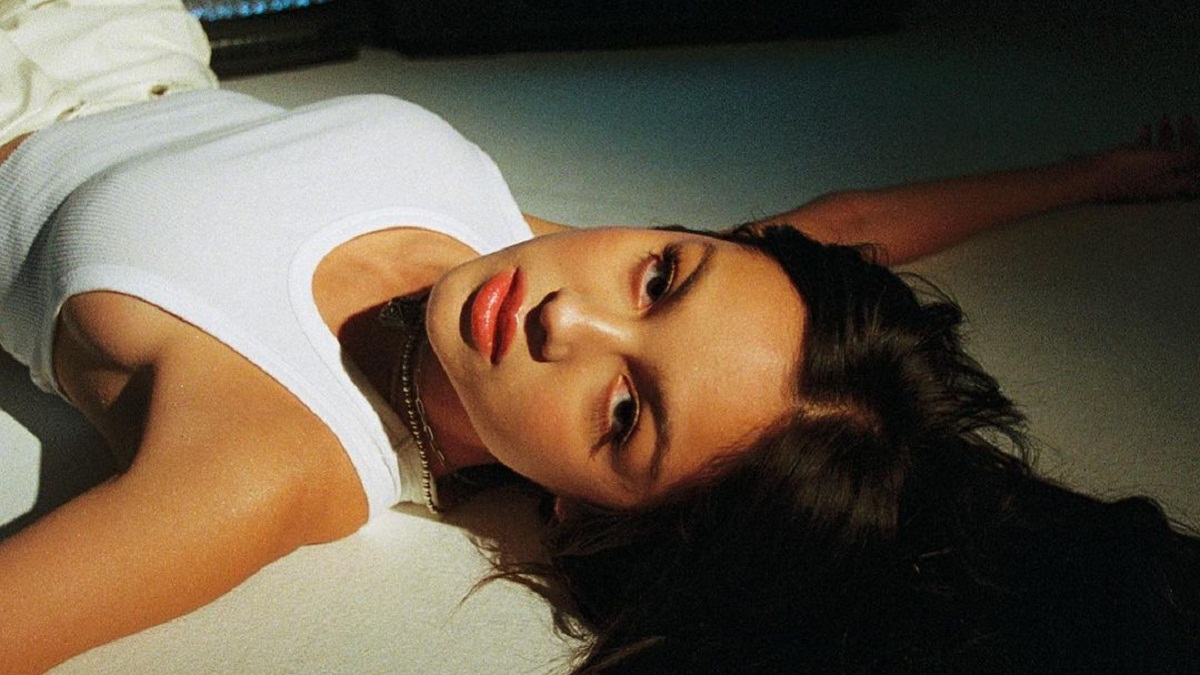 Olivai ROdrigo lança The Rose Song para HSMTMTS