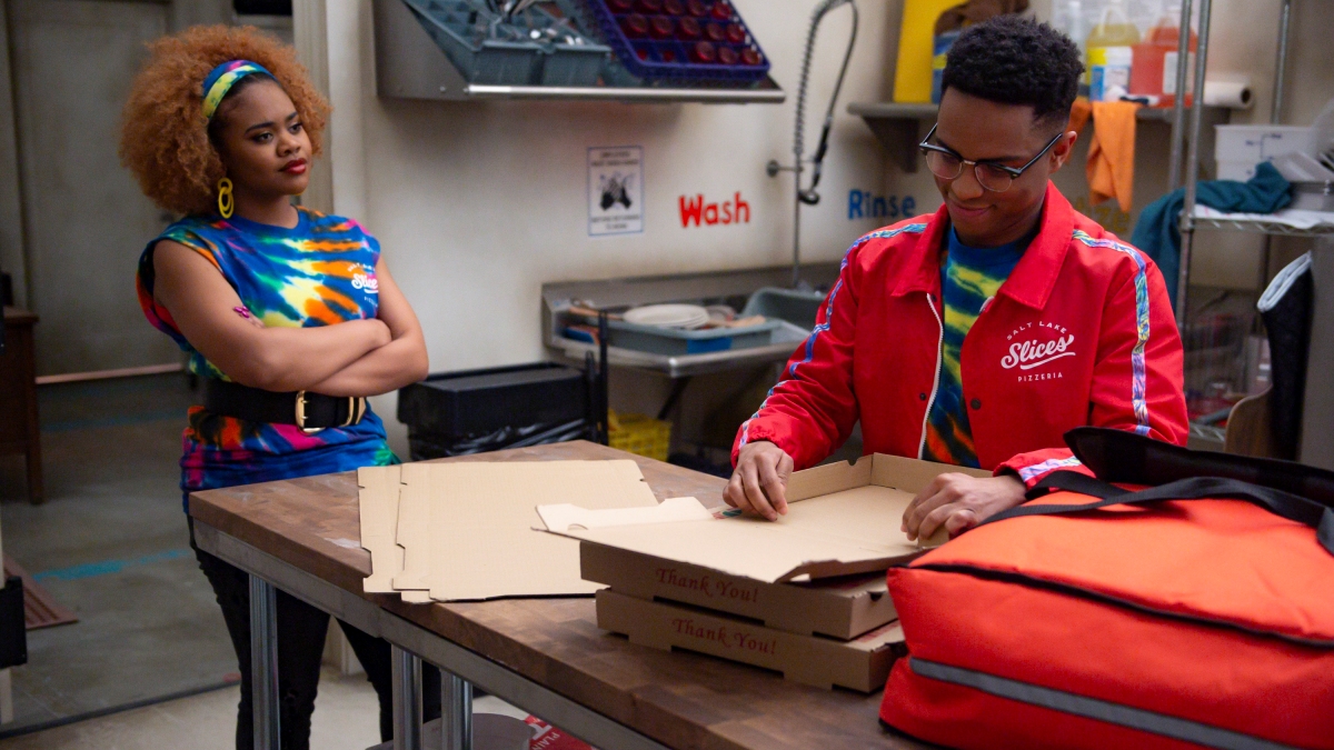 HSMTMTS: Novo teaser revela Kourtney e Howie tentando resolver drama do relacionamento