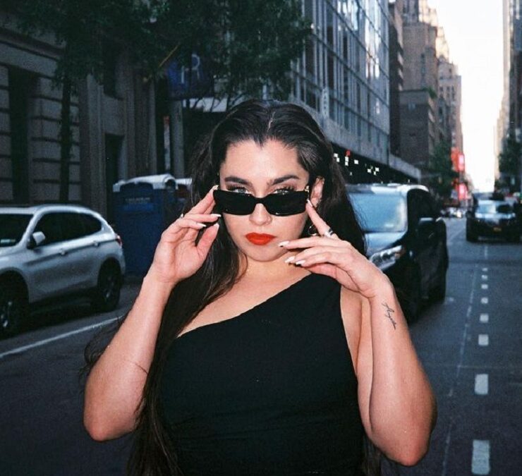 Prestes a desembarcar no Brasil, Lauren Jauregui revela que cantará musicas inéditas em nova turnê