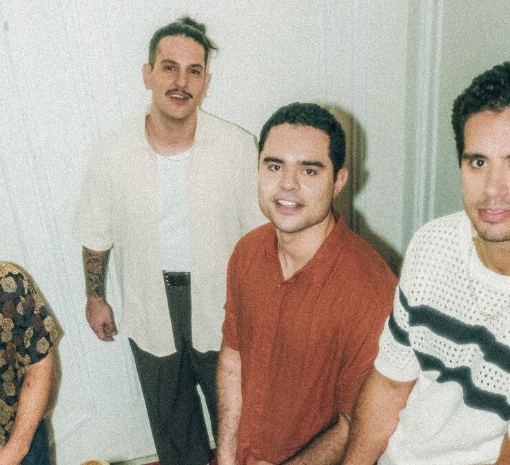 Lagum retorna com canções mais maduras em seu novo EP, “FIM”, que vem acompanhado de uma Live Session