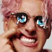 Com um ritmo divertido, Lucas Pretti lança novo single 'Mais Um Drama'; venha conferir!